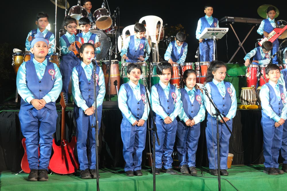 Golden Strings Junior School Choir & Orchestra