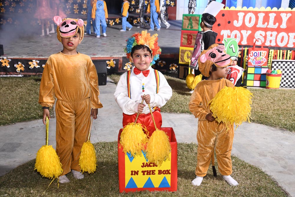 Golden Strings Junior School Choir & Orchestra